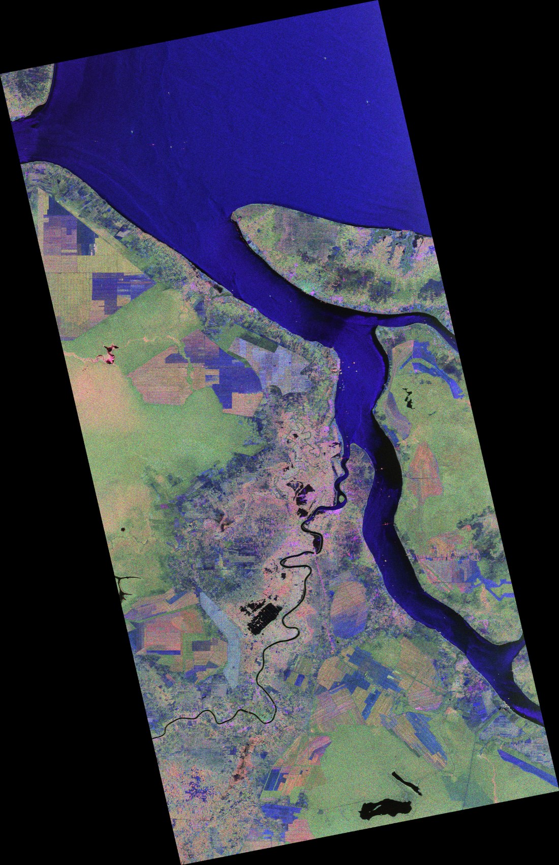 Composition colorée polarimétrique obtenue à partir des données Biomass, en Papouasie.
